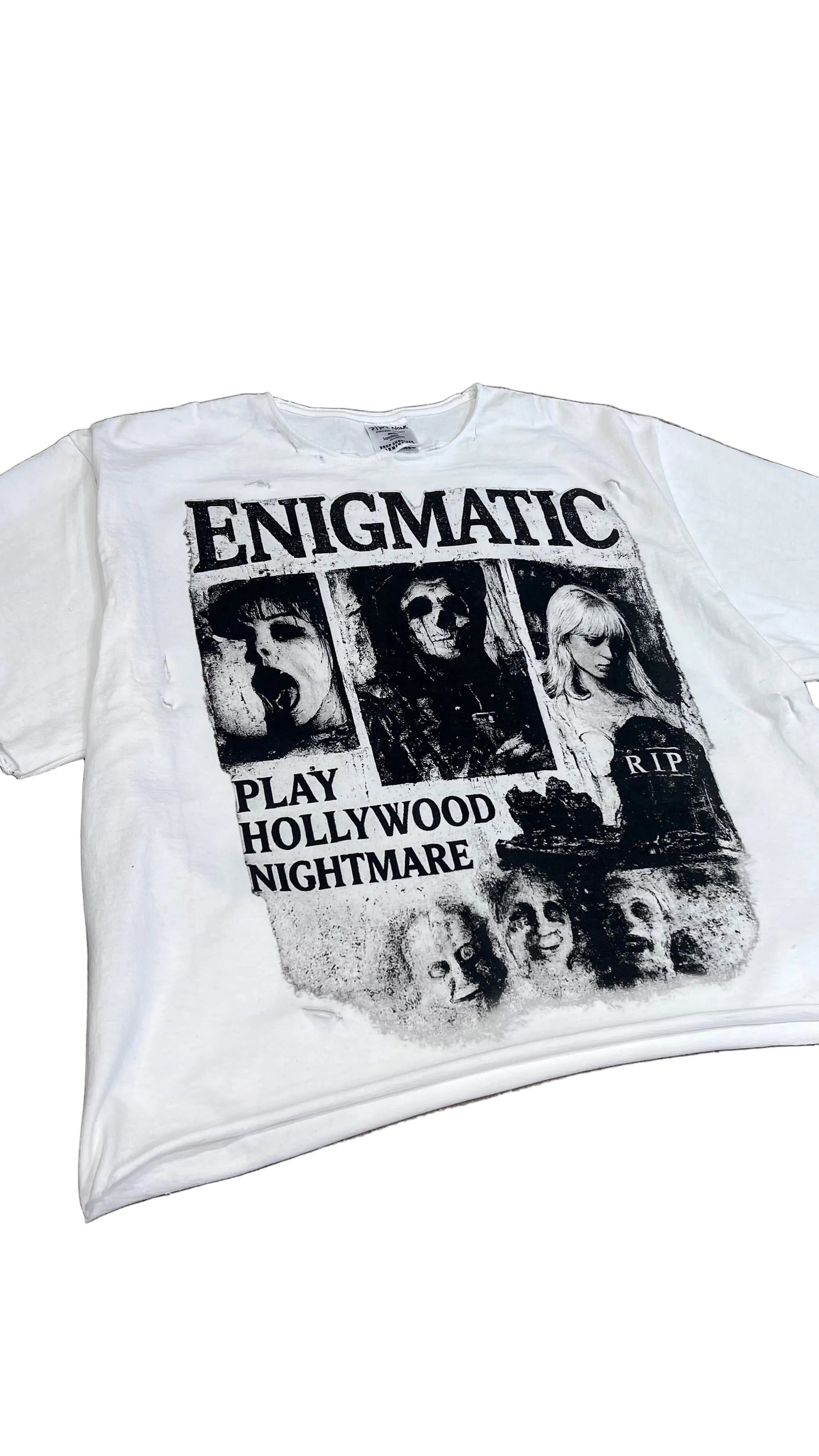 Echoes of the famous Tee